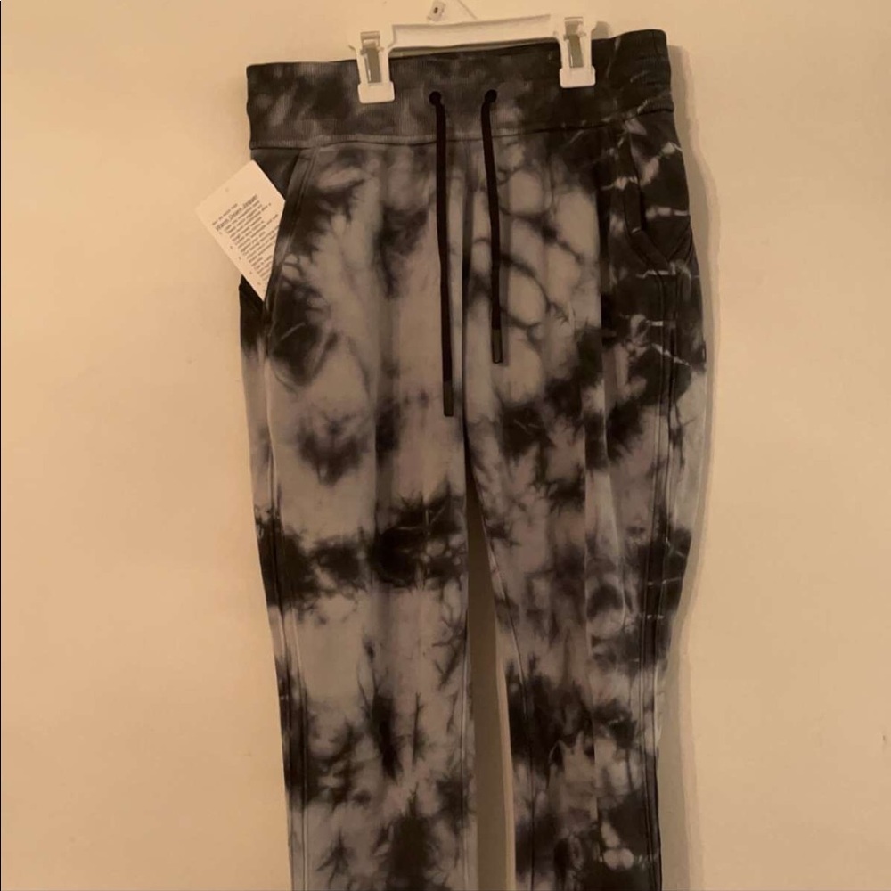 Warm Down Jogger (earth dye stone) now discontinued